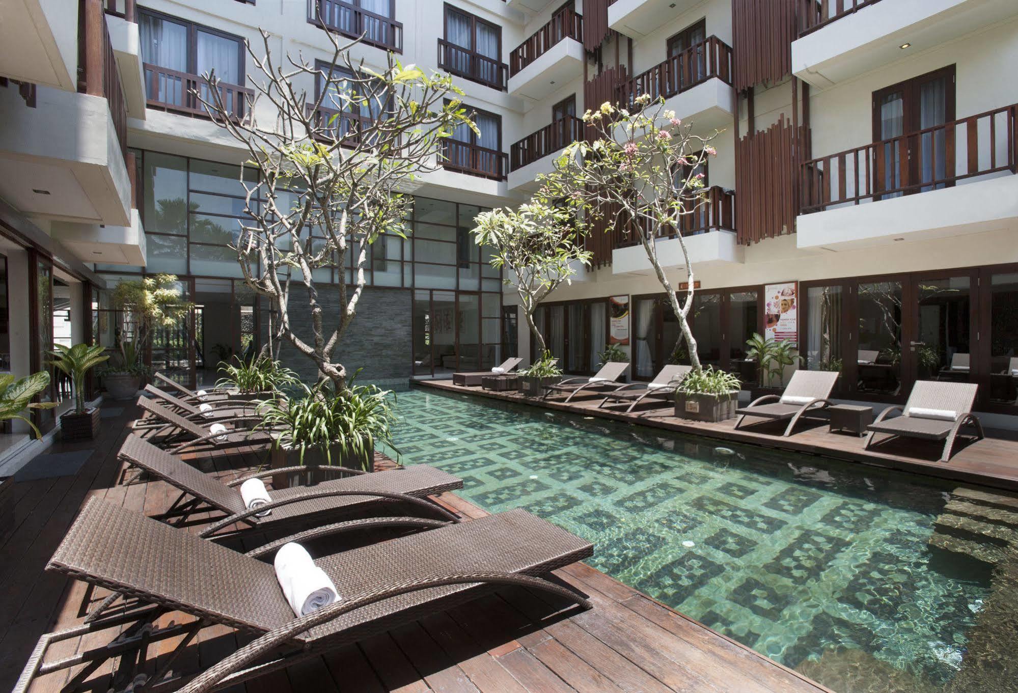 D'Primahotel Seminyak Dış mekan fotoğraf